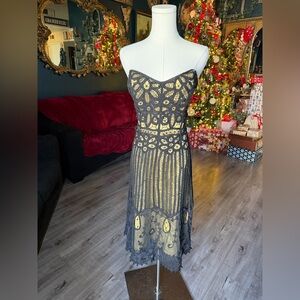 Betsey Johnson New York Black Strapless Dress | Size 8